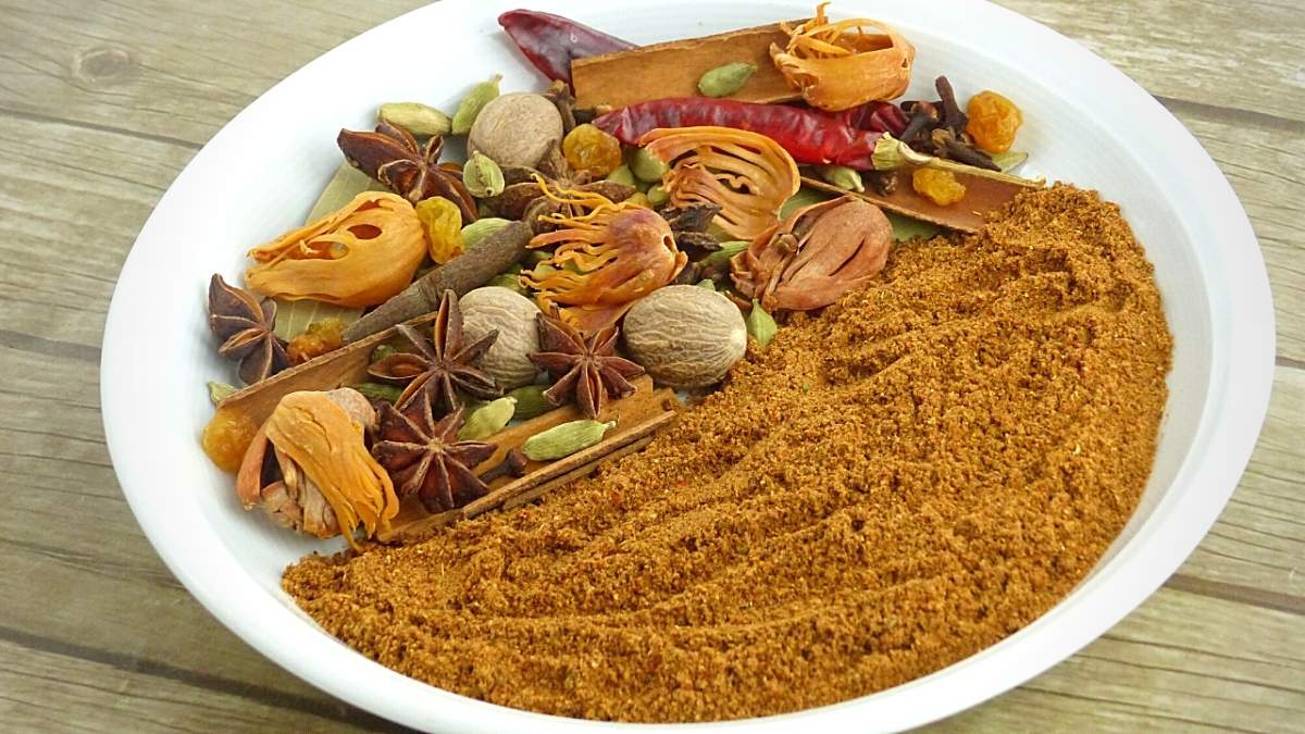 শাহী গরম মশলা গুড়া