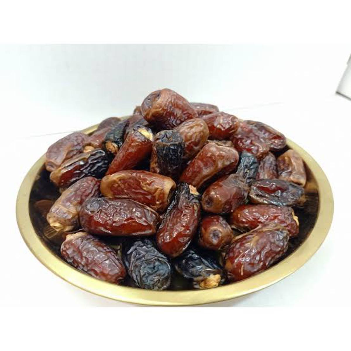 Nagal Dates